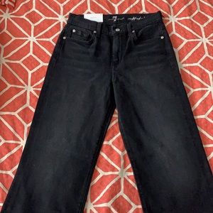 7 For All Mankind Jeans - Cropped Alexa Wide Ankle Leg 7 For All Mankind Jeans - Cropped Alexa Wide Ankle Leg